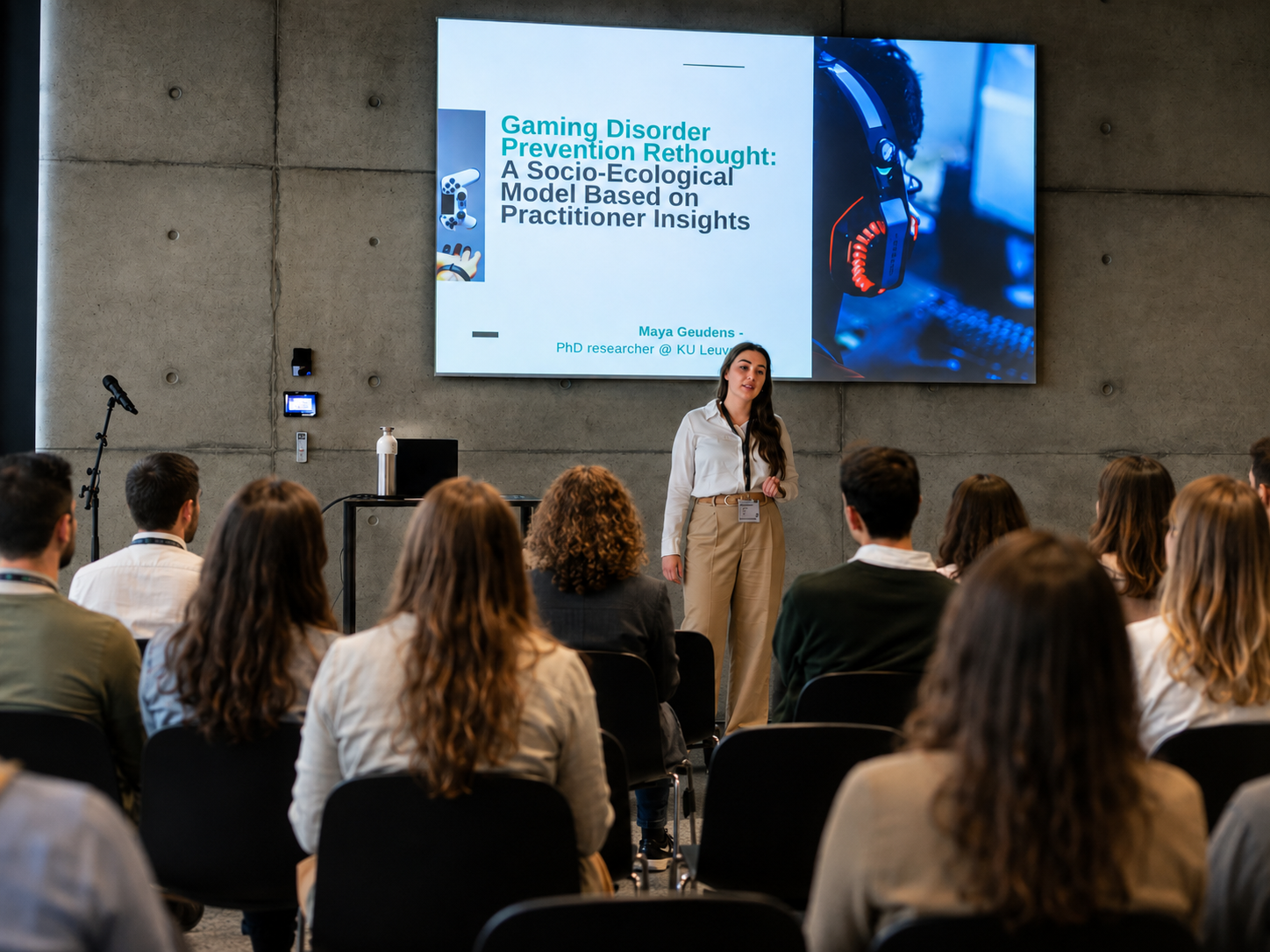 Maya Geudens geeft een lezing